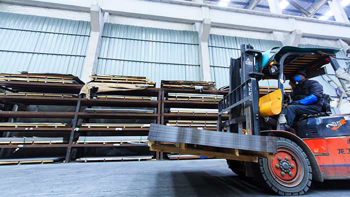 海潤鋼鐵-生產環(huán)境